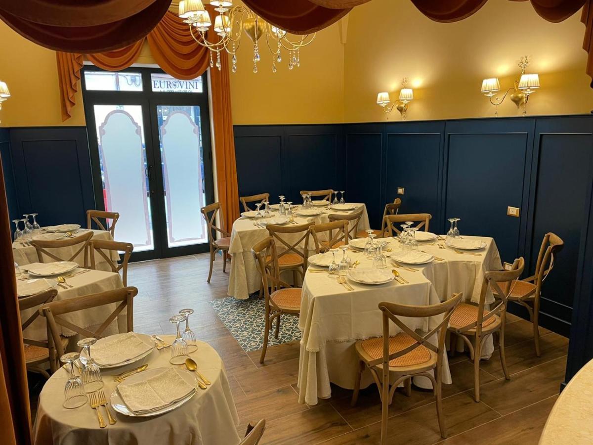 Aparthotel Isola Blu Taranto Exterior foto